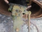 Ziemlich gebrauchte Deutz-Fahr DX4.57 VORDERACHSNABE LHS KOMPLETT 04358295, 04354203, 04386748 – Bild 5