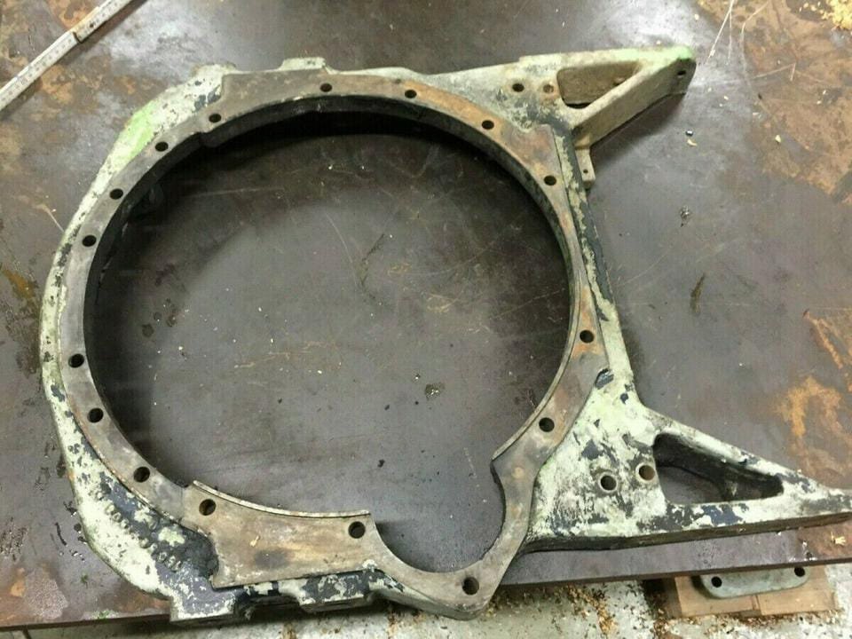 2be98828-d42a-4c43-8eed-e621e8952610.jpg Middenstuk voor Deutz 10006, 8006, 9006 en voor alle tractoren uit de 06-serie – Bild 1