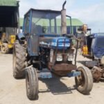 Ford 6610 kapot voor reserveonderdelen De Ford 6610 is een utilitytractor uit de 10-serie, geproduceerd van 1982 tot 1993, met een Ford 4,4L 4-cilinder
