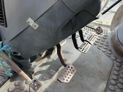 Deutz Agrotron 135 Breaking voor reserveonderdelen – Bild 14