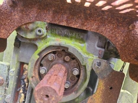 Massey Ferguson 5450 Zapfwelle komplett – Bild 3