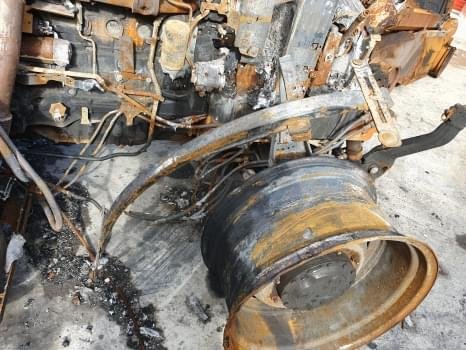 New Holland T6.180 Tier 4b op zoek naar reserveonderdelen – Bild 22