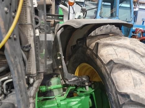 John Deere 6145R op zoek naar reserveonderdele – Bild 17
