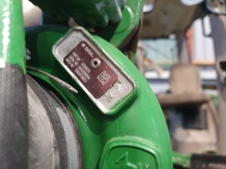 John Deere 6145R op zoek naar reserveonderdele – Bild 20