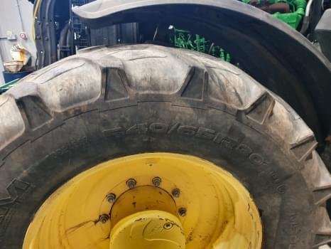 John Deere 6145R op zoek naar reserveonderdele – Bild 4