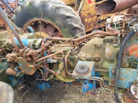 Ford Tw15 op zoek naar reserveonderdelen – Bild 8